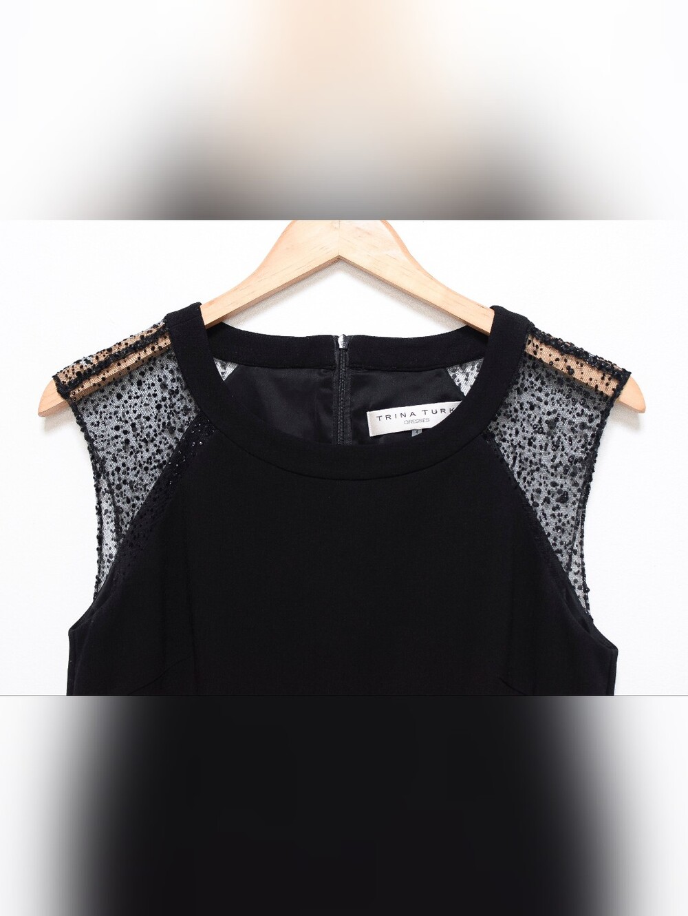 Trina Turk Black Sheath Dress Cap Sleeves Glitter Embellished Sz 4 LBD Cocktail - Picture 4 of 10